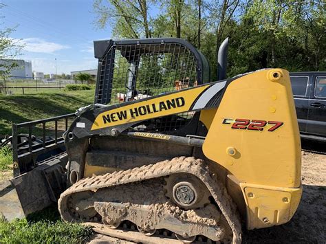 new holland c227 skid steer